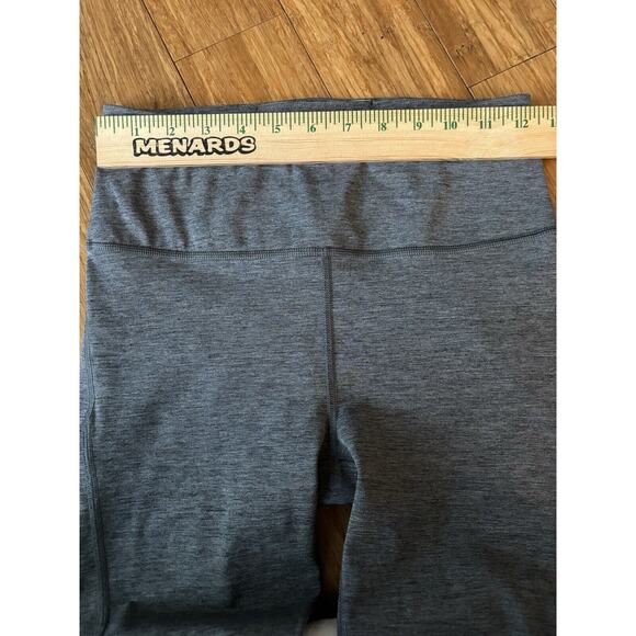 Athleta Ultimate Stash Pocket Capri Grey Heather NWOT Size XS Yoga Pilates Barre - Picture 6 of 11